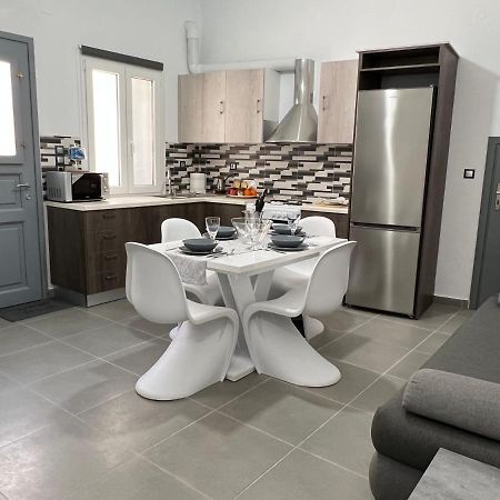 Thania'S House ,4 Minutes From The Center Of Hermoulis Ermoupoli Buitenkant foto