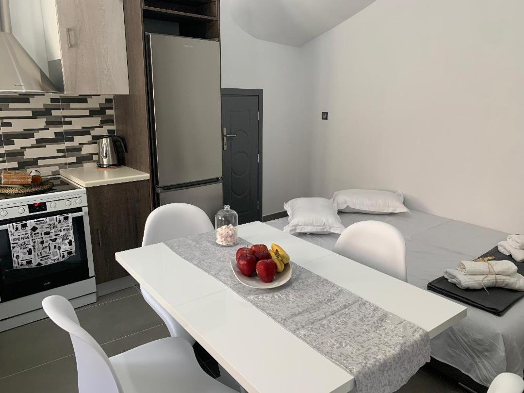 Thania'S House ,4 Minutes From The Center Of Hermoulis Ermoupoli Buitenkant foto