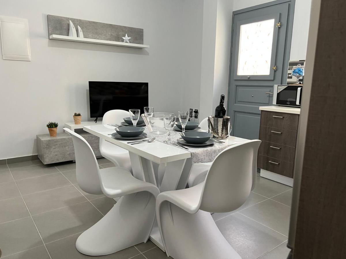 Thania'S House ,4 Minutes From The Center Of Hermoulis Ermoupoli Buitenkant foto