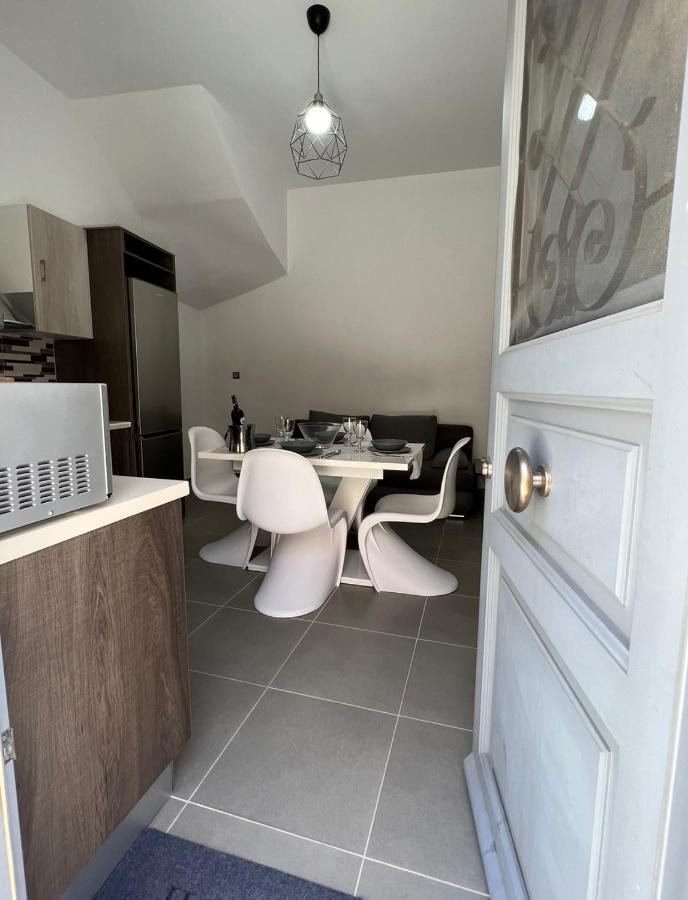 Thania'S House ,4 Minutes From The Center Of Hermoulis Ermoupoli Buitenkant foto