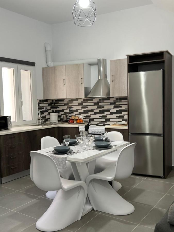 Thania'S House ,4 Minutes From The Center Of Hermoulis Ermoupoli Buitenkant foto