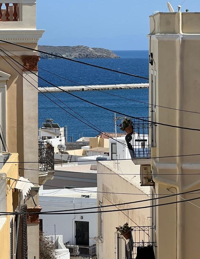 Thania'S House ,4 Minutes From The Center Of Hermoulis Ermoupoli Buitenkant foto